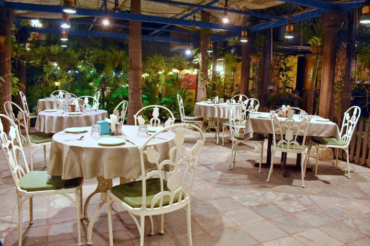 WelcomHeritage Mani Mansion Ahmedabad Esterno foto